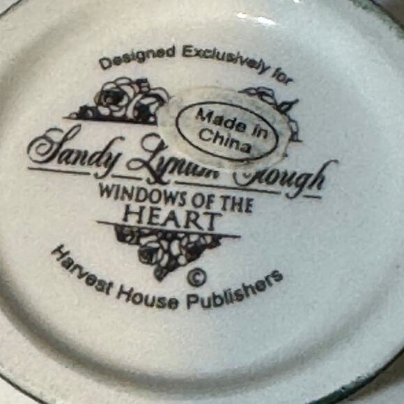 Sandy Lynam Clough Christmas Teacup & Saucer Set Holly Berries Candy Cane Handle - Picture 5 of 11